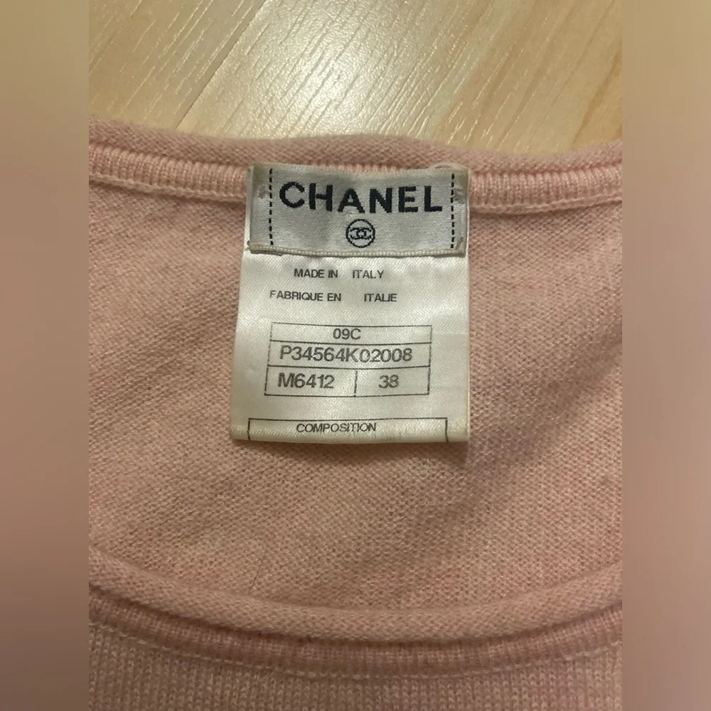CHANEL Archival 09C Short Sleeve Cashmere Knit Heart CC Logo Sweater